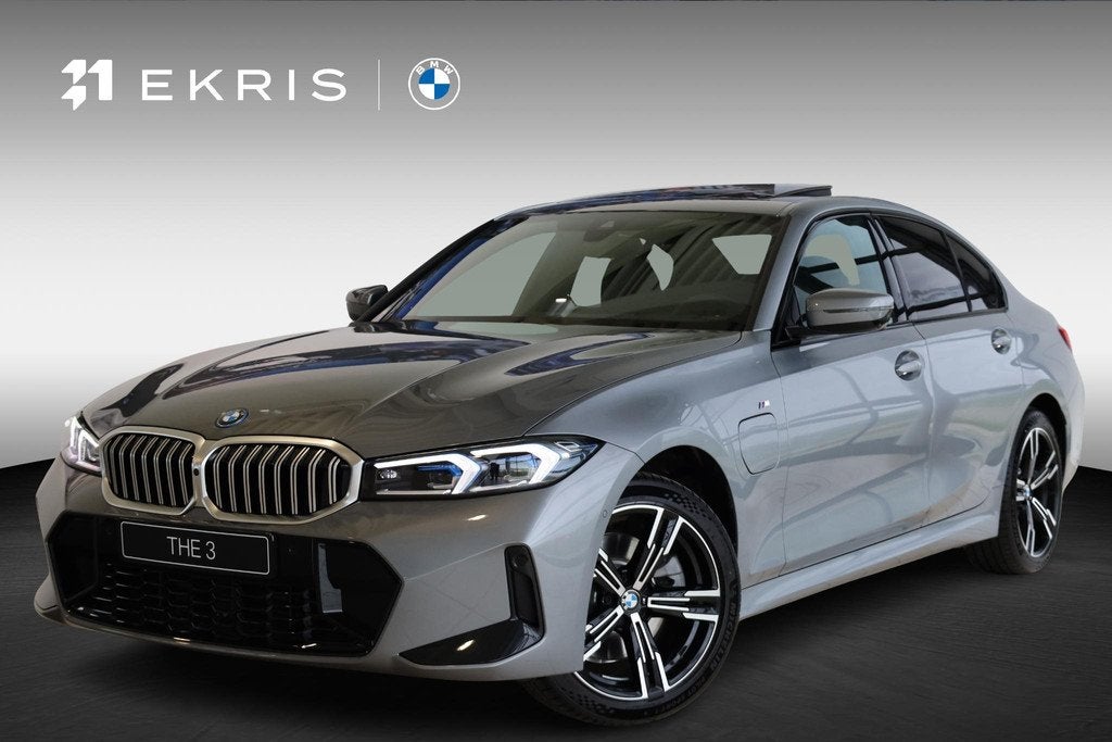 BMW 3 Serie 330e M Sport Edition M Sportpakket | Innovation, Auto's, BMW, Automaat, 1998 cc, 4 cilinders, 135 min