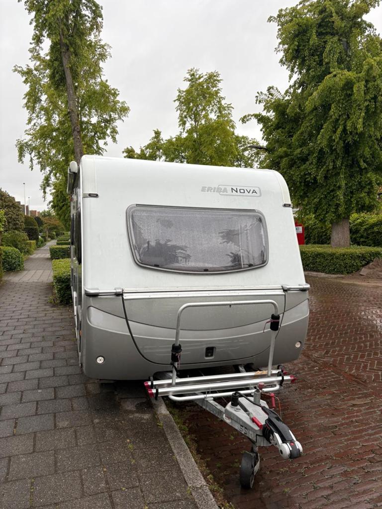Eriba Nova Hymer 465, Vast bed, Rondzit, Particulier, Schokbreker