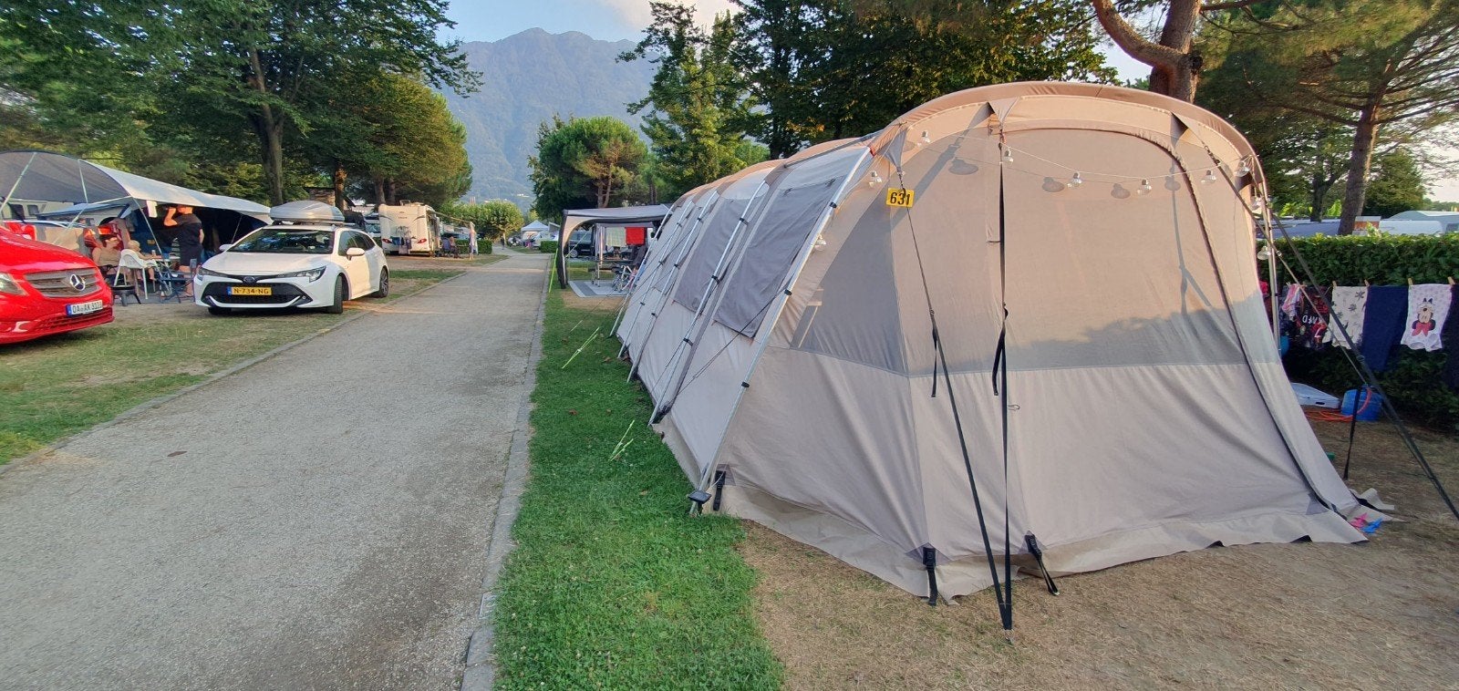 Redwood Willow 420 Tunneltent, Caravans en Kamperen, Ophalen