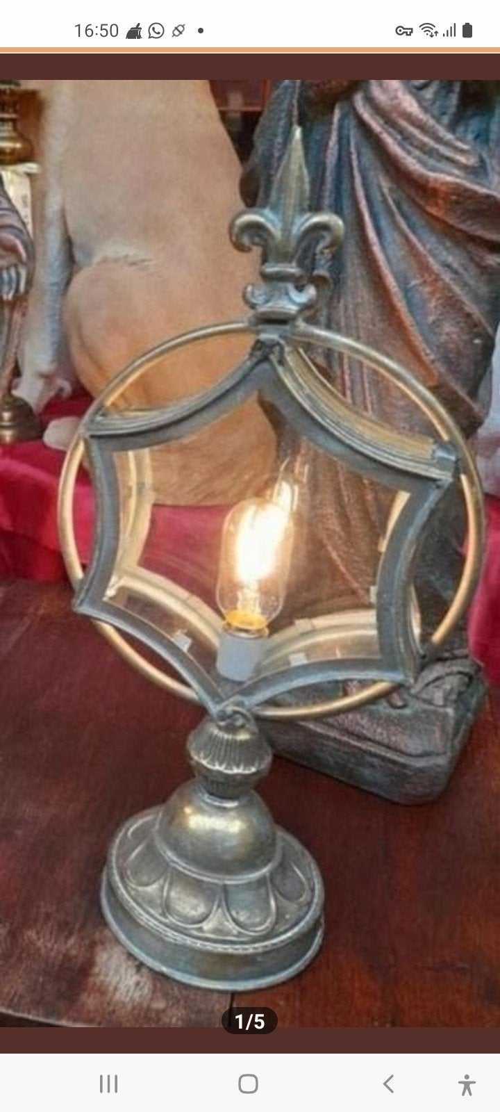 Mooie lantaarn op bat, Ophalen, Koper of Brons