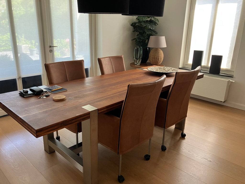 4 i.z.g.s cognac kleur lederen eetkamerstoelen op wielen, Ophalen, Bruin, Leer, Zo goed als nieuw