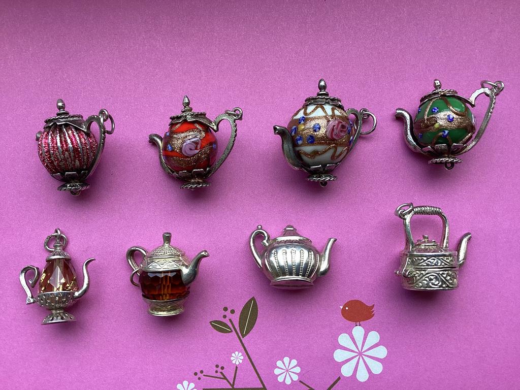 Antieke bijzondere Engelse Teapot charms, zilveren bedels, Sieraden, Tassen en Uiterlijk, Antieke sieraden, Verzenden, Zilver