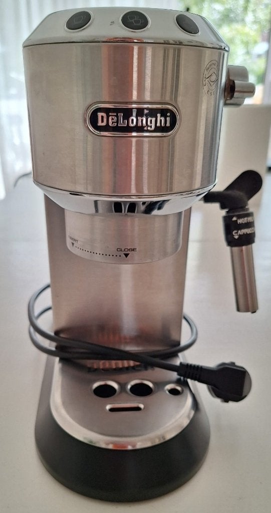 Coffee machin De'Longhi EC685.M Espressomachine - Zilver, Koffiemachine, Gemalen koffie, Ophalen of Verzenden, Zo goed als nieuw