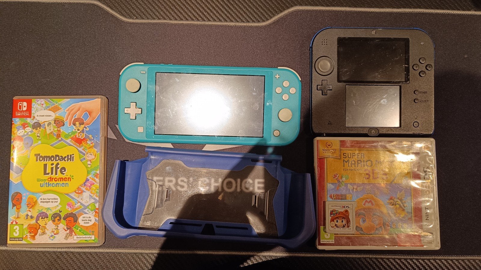 Nintendo Switch Lite & Nintendo 2DS met games plus lader, Spelcomputers en Games, Ophalen of Verzenden, Zonder controller, Switch Original