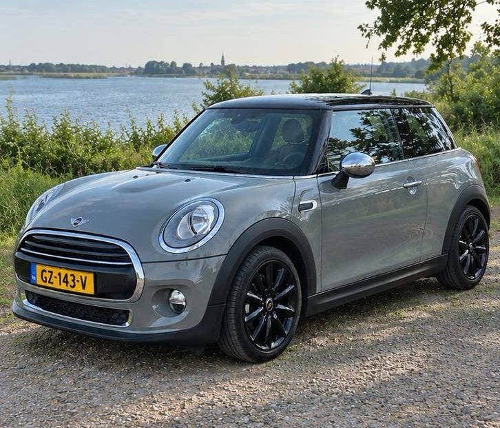 MINI One 1.2 | 133.000 km | 2015 | APK 05-2027 | €9.900, Auto's, Voorwielaandrijving, Dealer onderhouden, Stof, Zwart