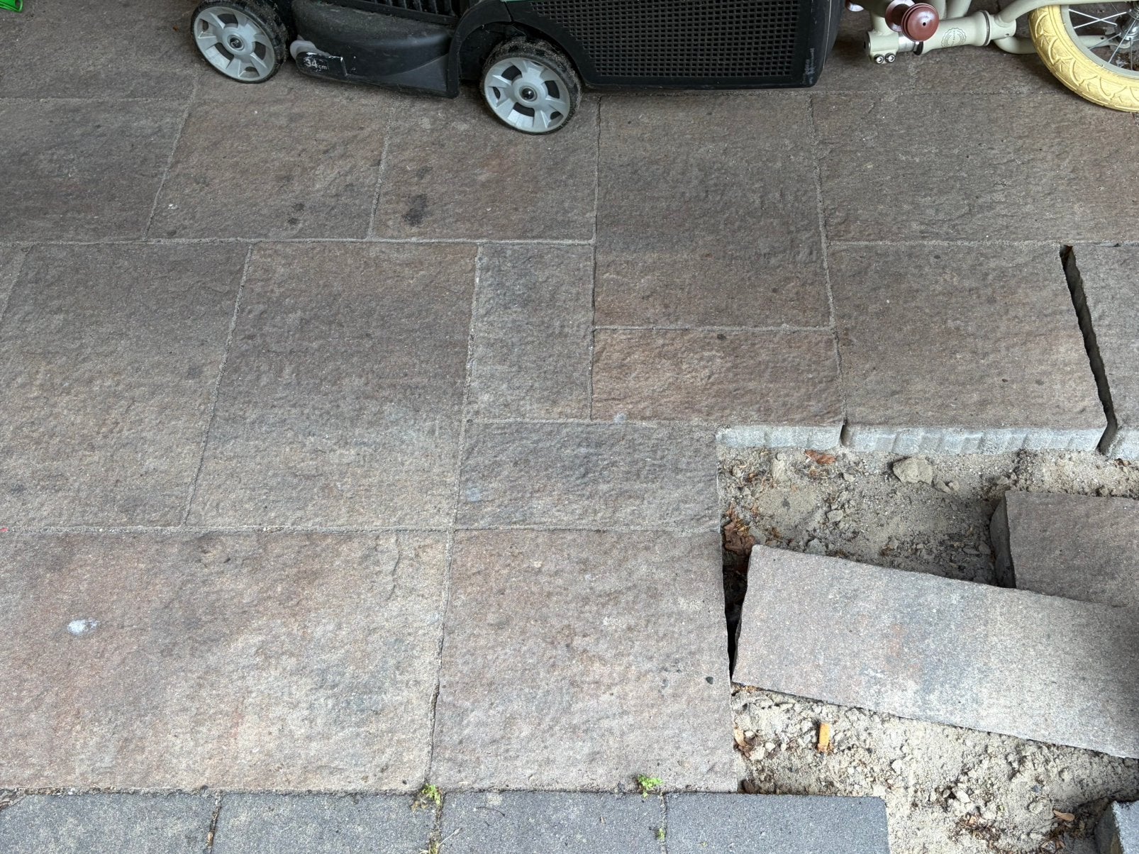 GRATIS terrastegels (20 m2), Ophalen, Gebruikt, 10 m² of meer, Beton