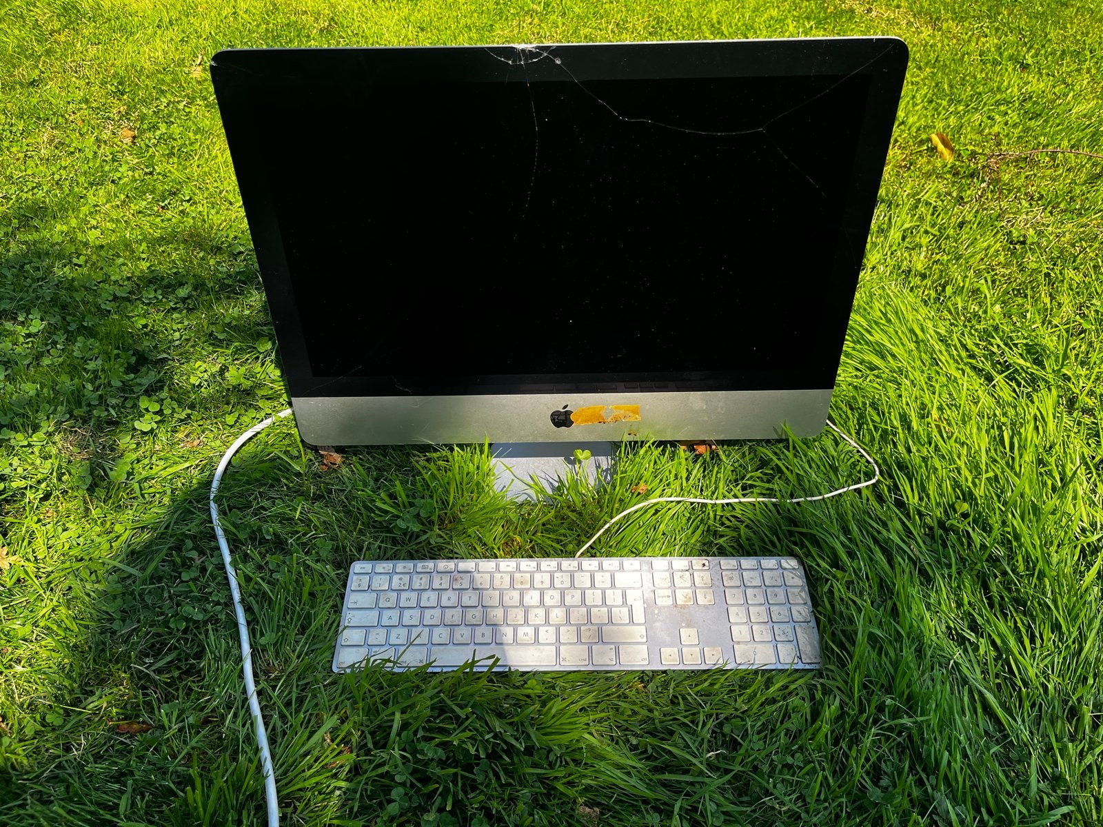 iMac A1418 met barst in scherm, inclusief toetsenbord, Computers en Software, Apple Desktops, Ophalen of Verzenden, Gebruikt, IMac