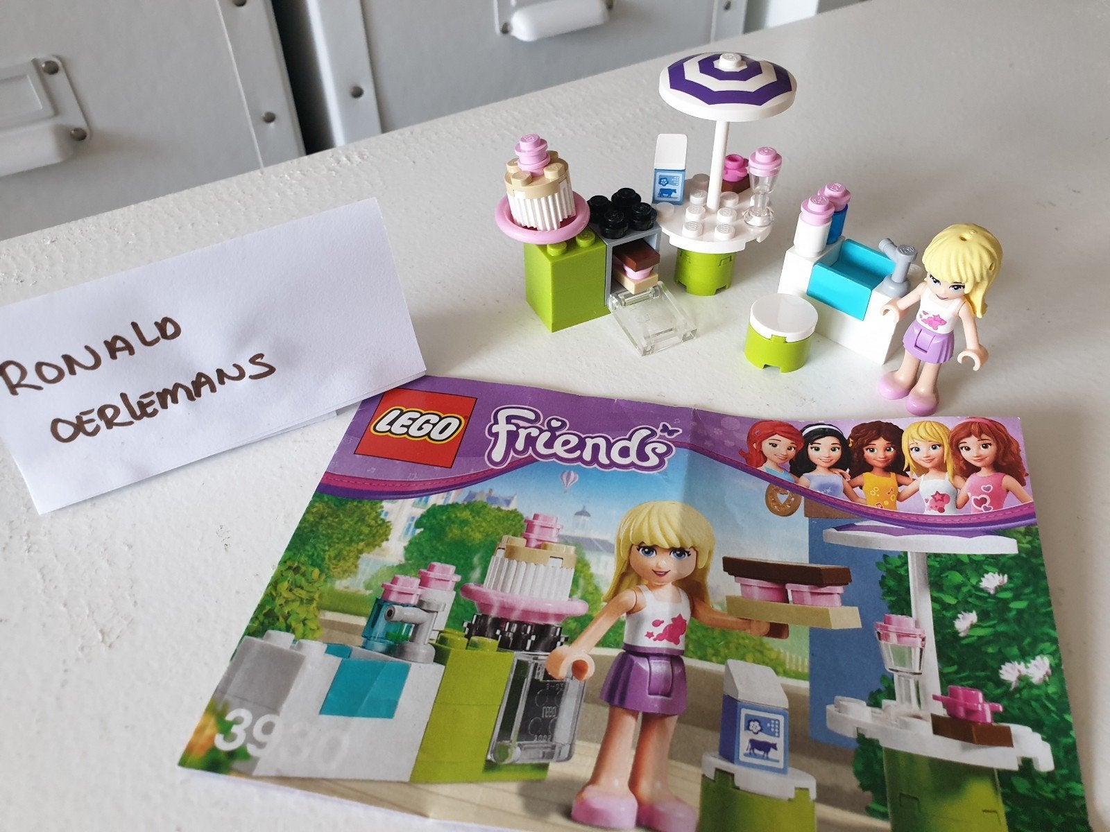 lego friends 3930 Stephanie's buitenkeuken, Kinderen en Baby's, Lego, Friends, Ophalen of Verzenden, Zo goed als nieuw