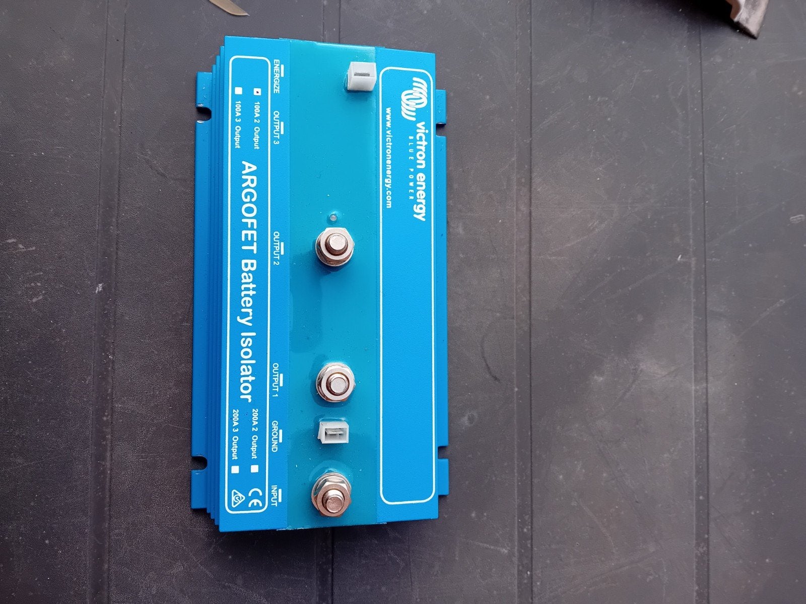 Victron argofet battery isolator 2x100 nieuw, Ophalen of Verzenden, Nieuw, Overige typen