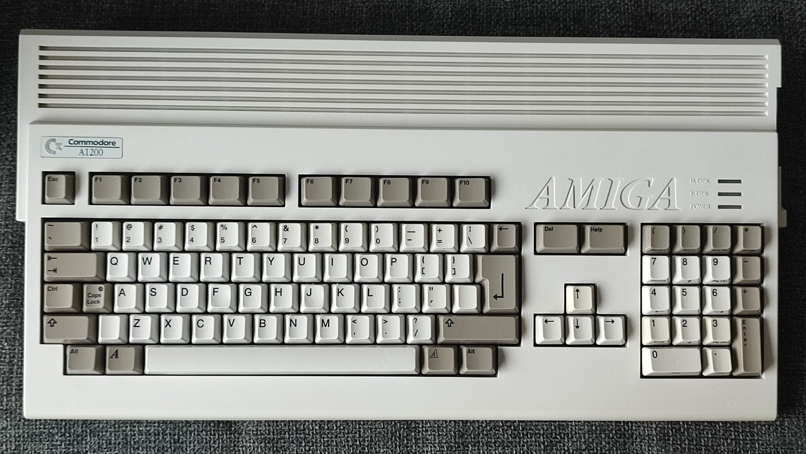 Amiga 1200 met 6Mb geheugen en coprocessor, Computers en Software, Ophalen of Verzenden, Commodore