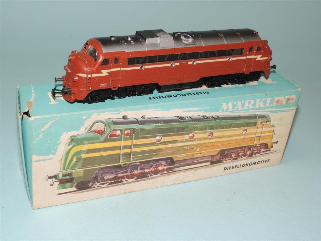 Marklin H0 3068 Noorse Spoorwegen. (NSB) in doosje van 3067, Wisselstroom, Locomotief, Ophalen of Verzenden, Zo goed als nieuw