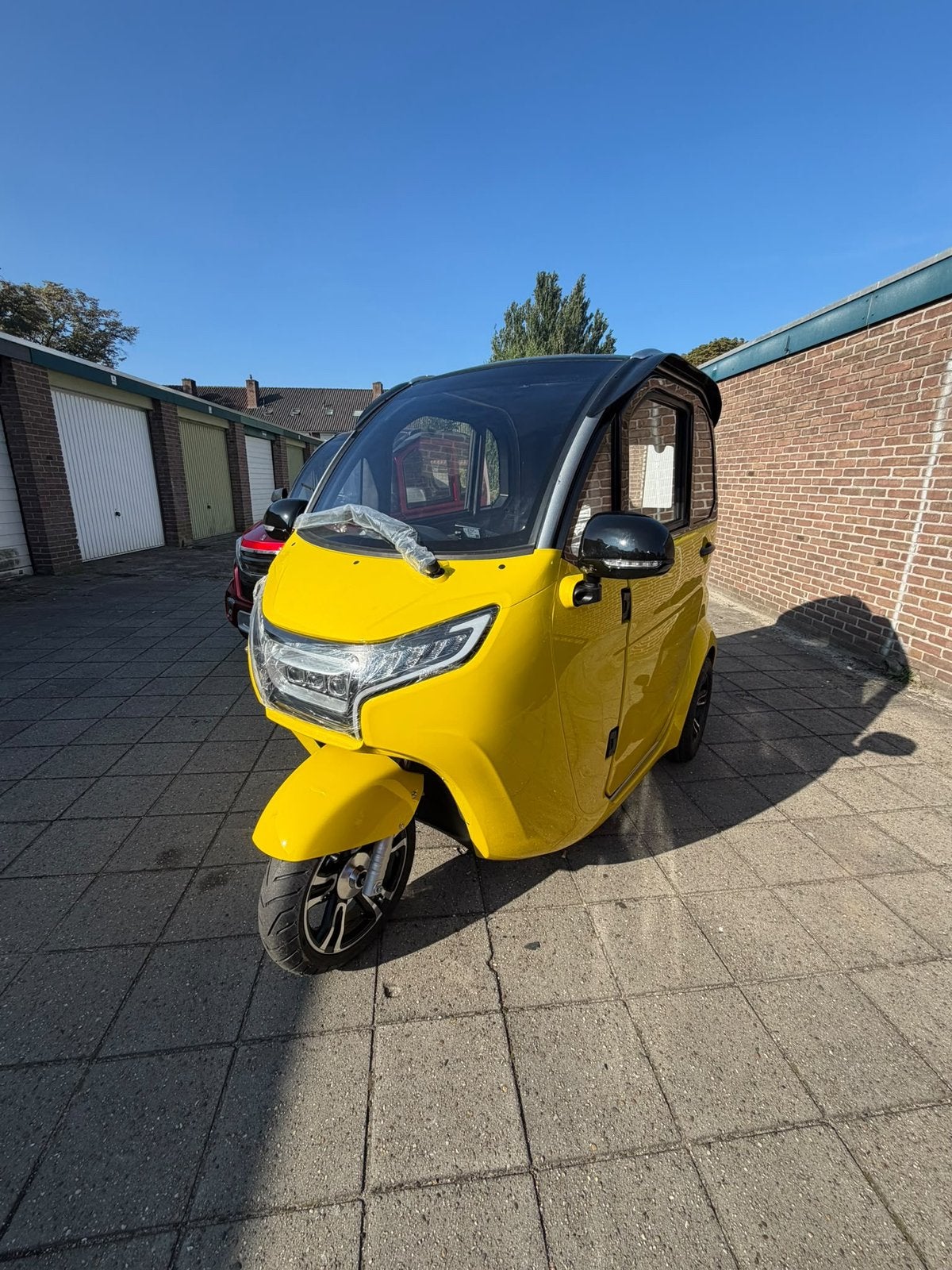 Nieuwe overdekte scootmobiel met factuur garantie, Nieuw, 16 km/u of meer, 46 km of meer, Ophalen