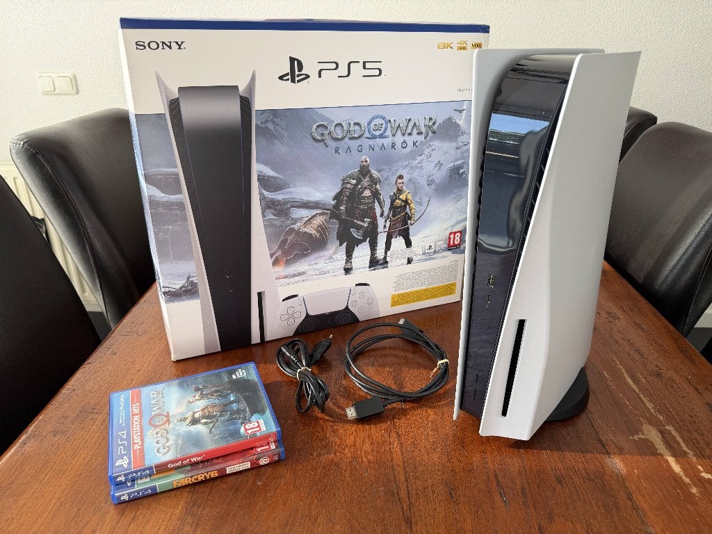 Playstation 5 Disc Edition inc. 2 Games en toebehoren, Ophalen of Verzenden, Zo goed als nieuw, Playstation 5