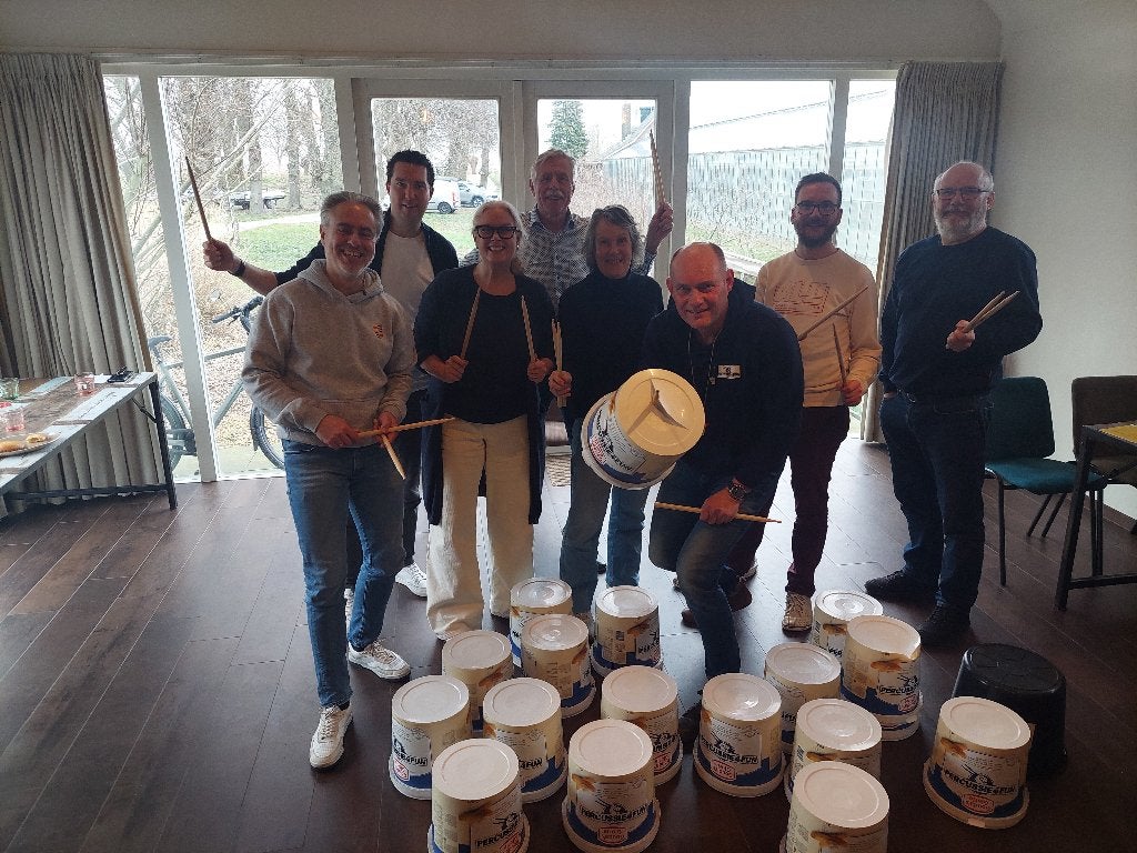 Teamuitje , bedrijfsuitje personeels uitje Emmerdrummen, Ophalen, Melodische percussie