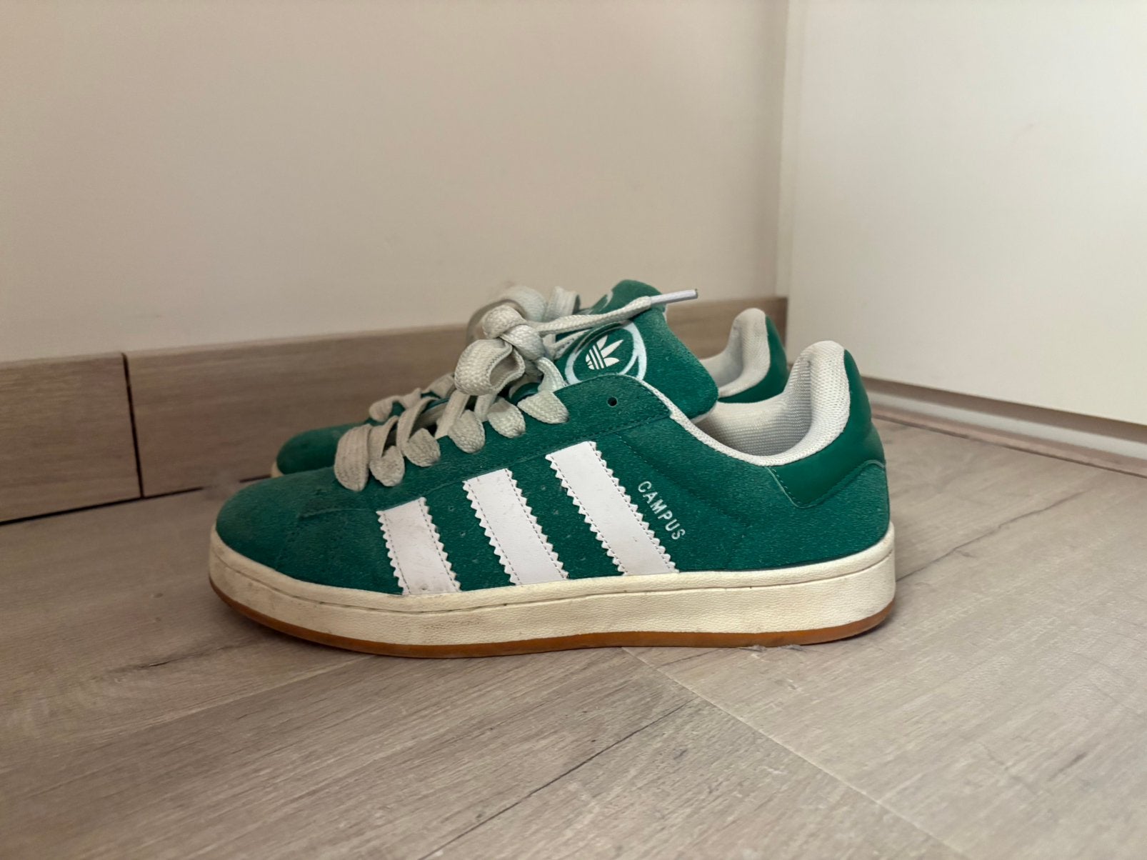 Adidas campus - groen, Ophalen of Verzenden, Groen, Sneakers of Gympen, Zo goed als nieuw
