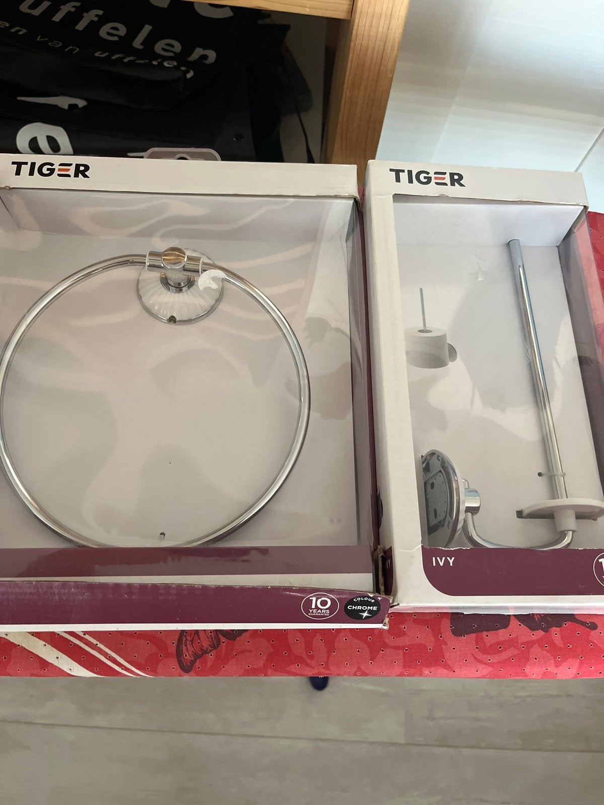 Tiger handdoekring en toiletrolhouder - Chroom, Handdoekenrek, Overige merken, Nieuw, Ophalen of Verzenden