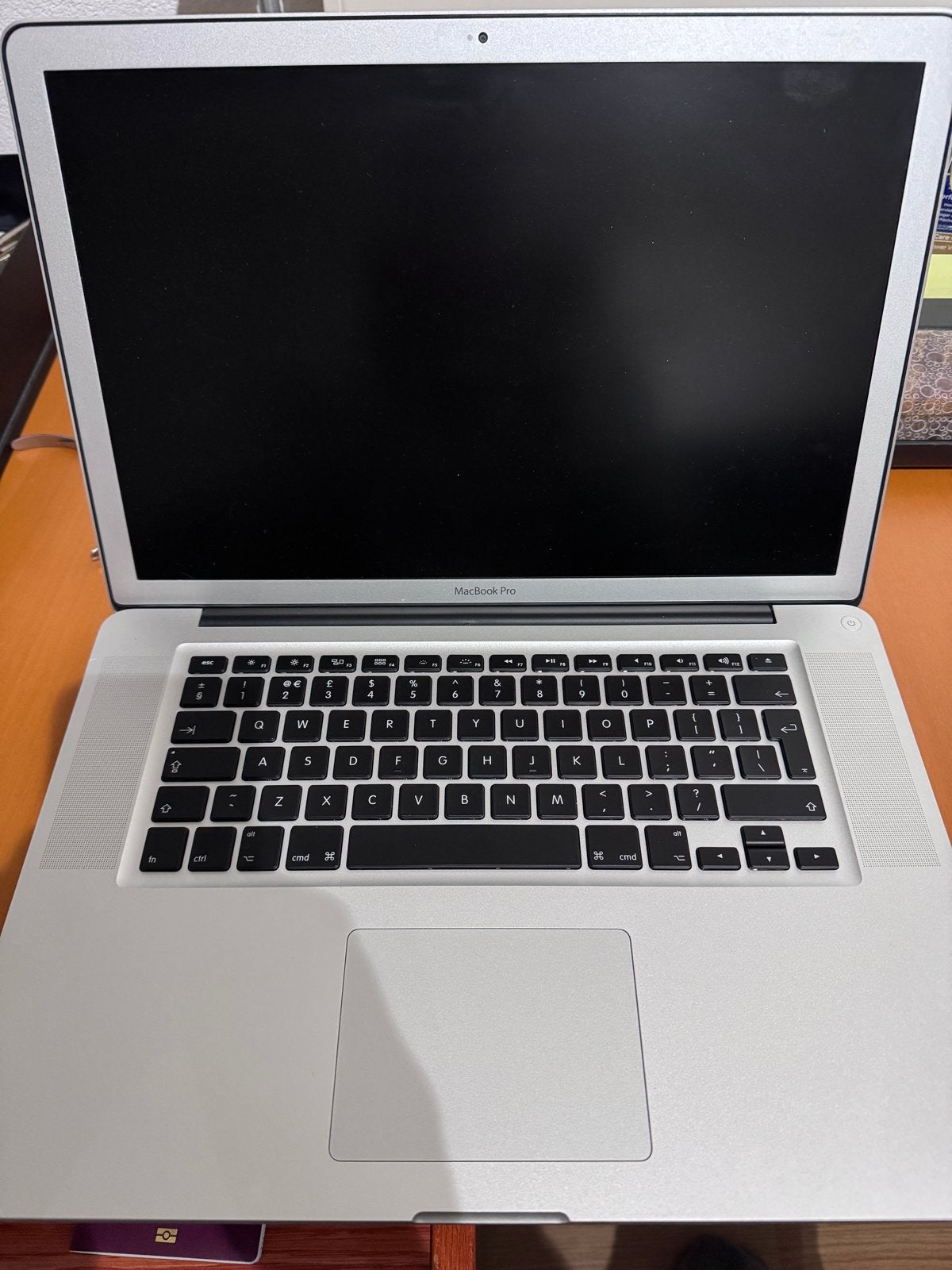 MacBook Pro 15 inch - voor onderdelen, Computers en Software, 2 tot 3 Ghz, 8 GB, 512 GB, Zo goed als nieuw