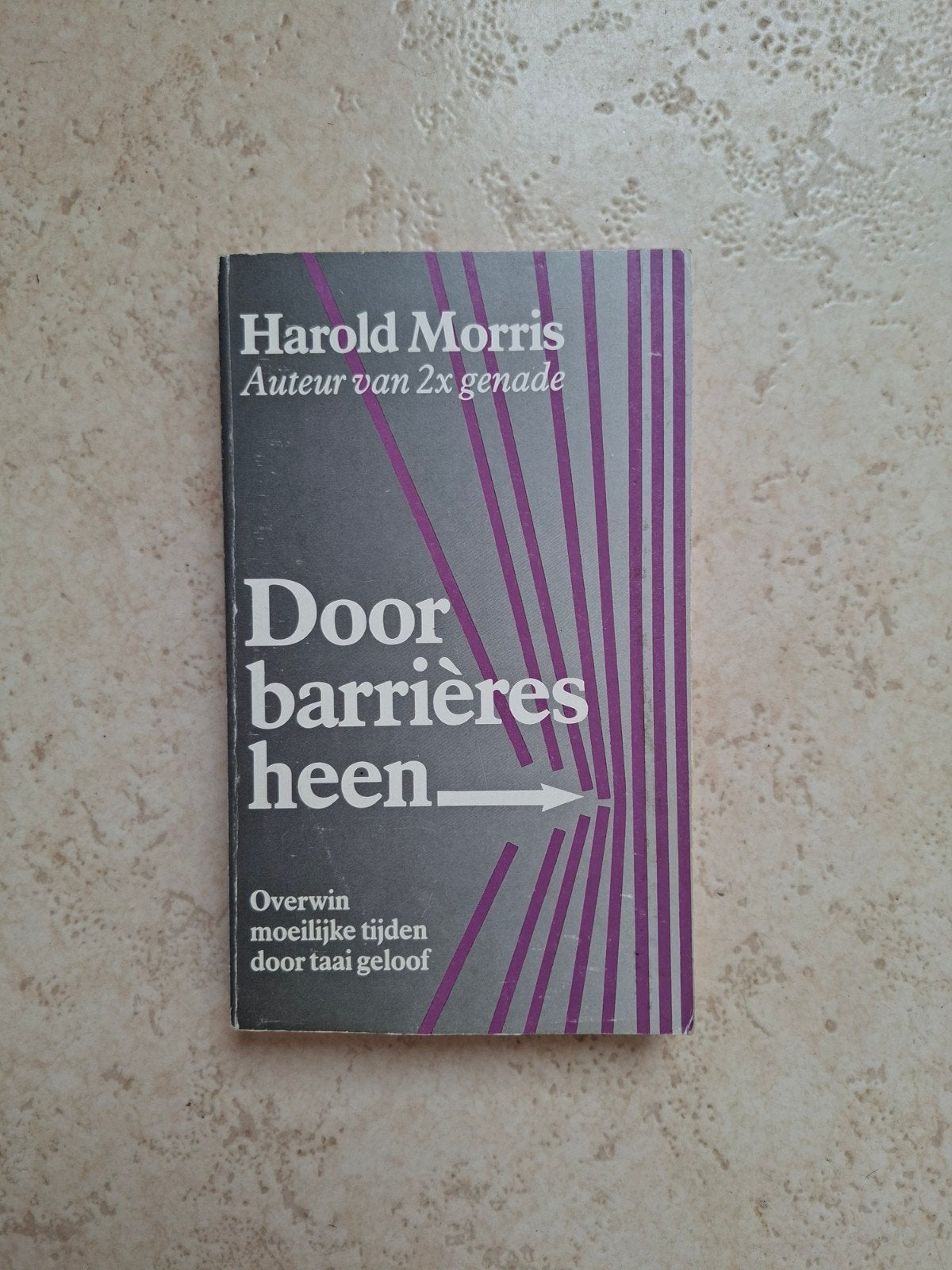 Door barrières heen - Harold Morris, Boeken, Ophalen of Verzenden, Gelezen, Harold Morris, Christendom | Protestants