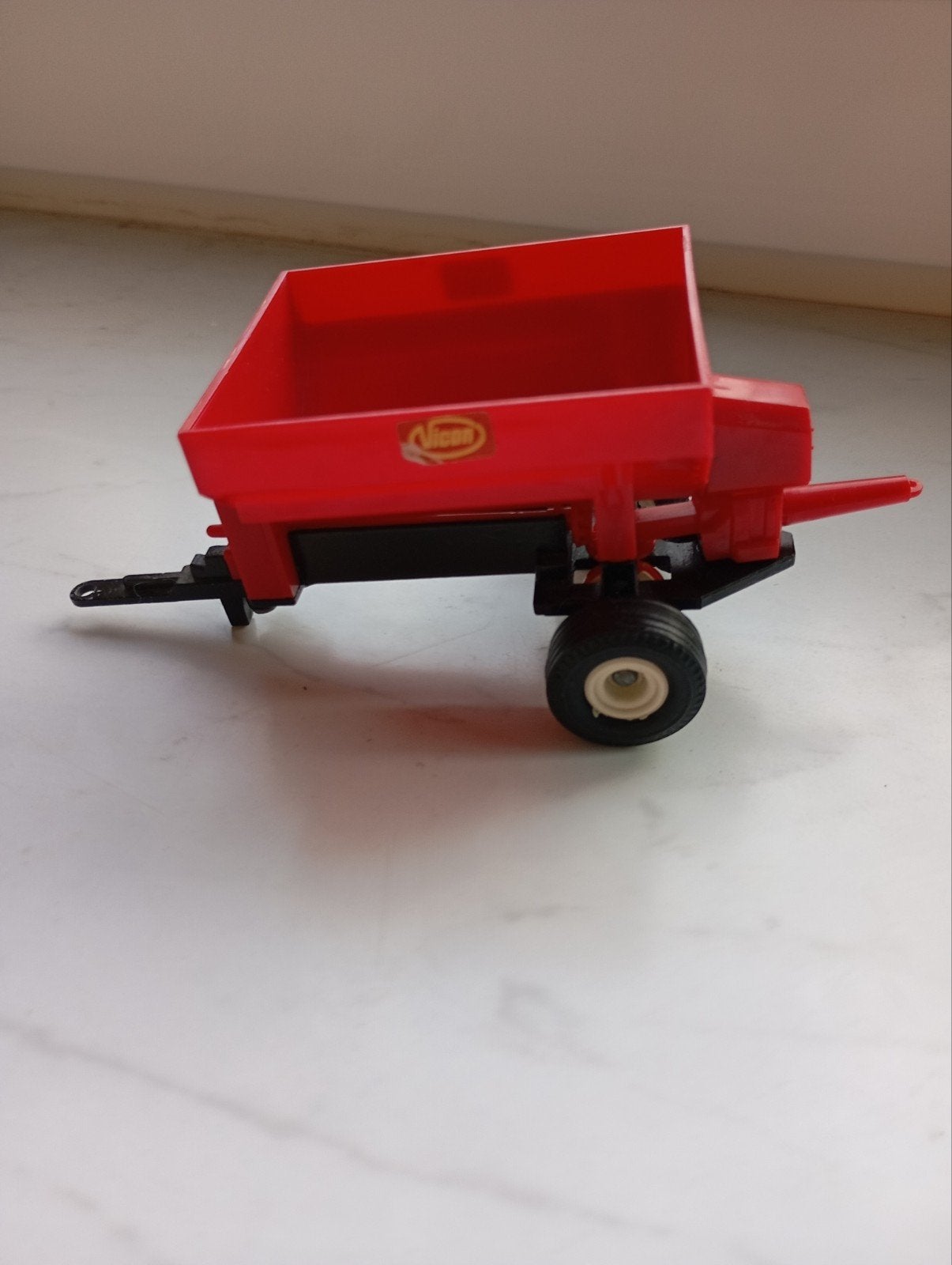 Rode Vicon  britains, Ophalen of Verzenden, Gebruikt