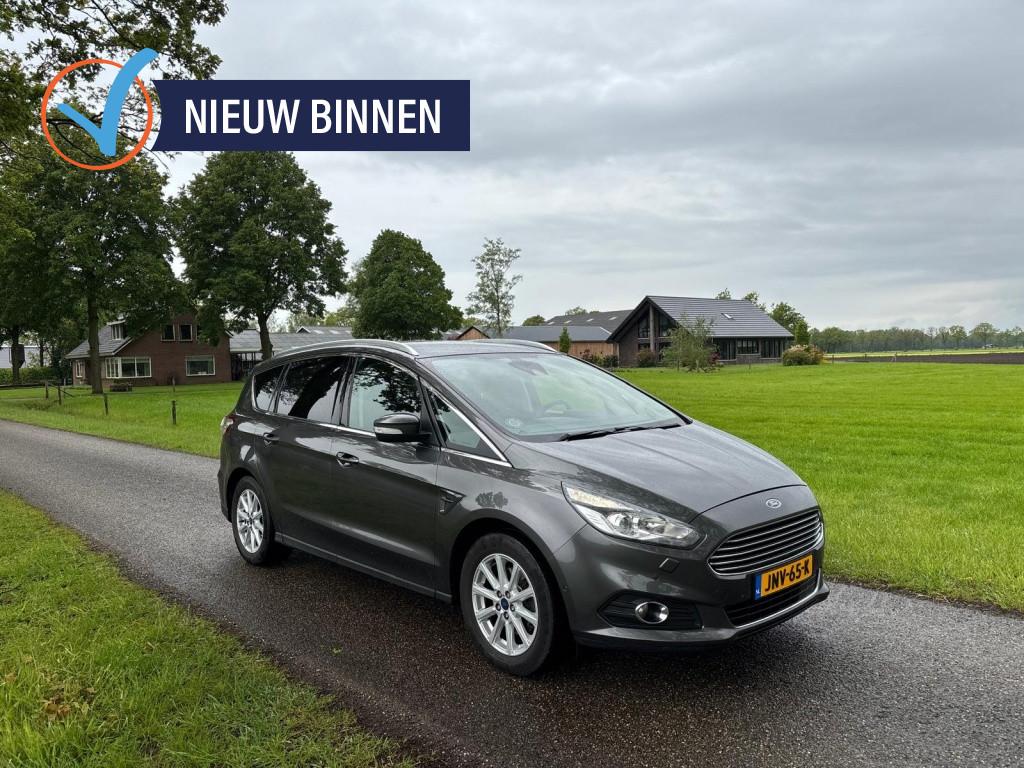 Ford S-Max 1.5 Titanium | Camera | 7-zitter | Navigatie | St, Keurmerk '100% Onderhouden', Euro 6, 4 cilinders, 7 stoelen
