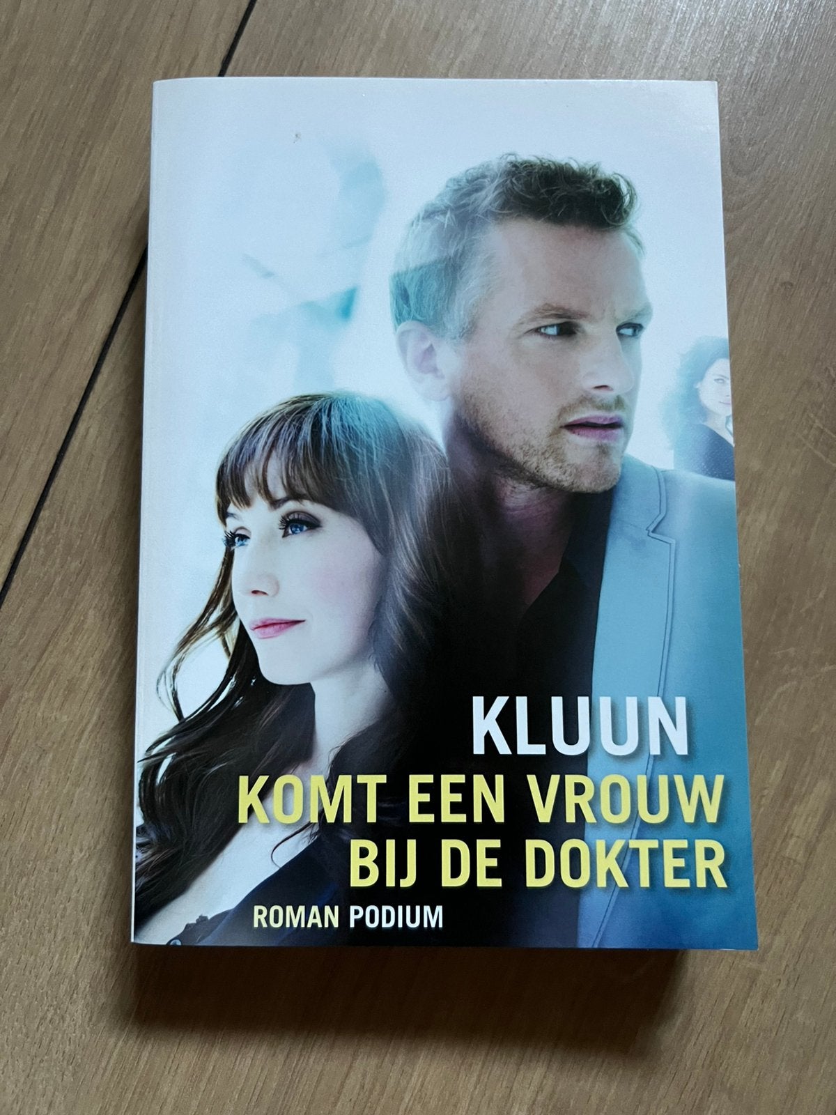 Kluun - Komt een vrouw bij de dokter, Ophalen of Verzenden, Zo goed als nieuw, Kluun