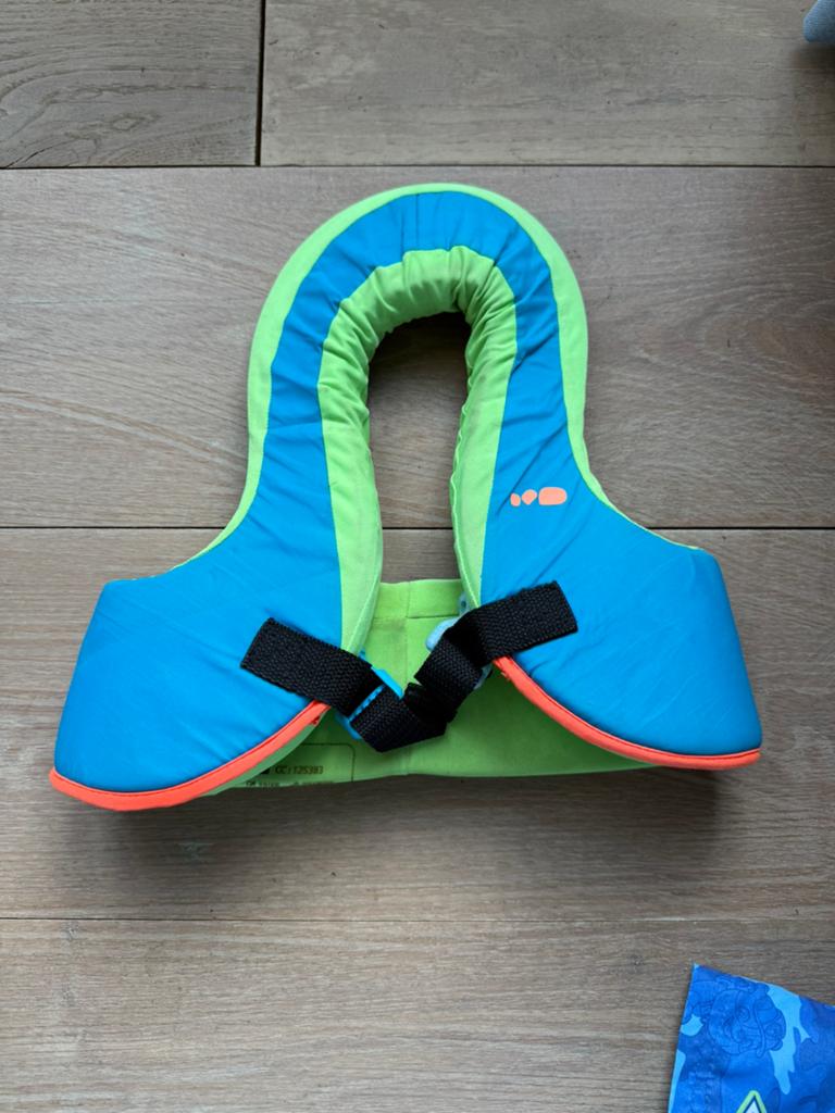 Zwemvest nabaiji, Kinderen en Baby's, Kinderkleding | Kinder-zwemkleding, Gebruikt, Jongen of Meisje, One size, Ophalen of Verzenden