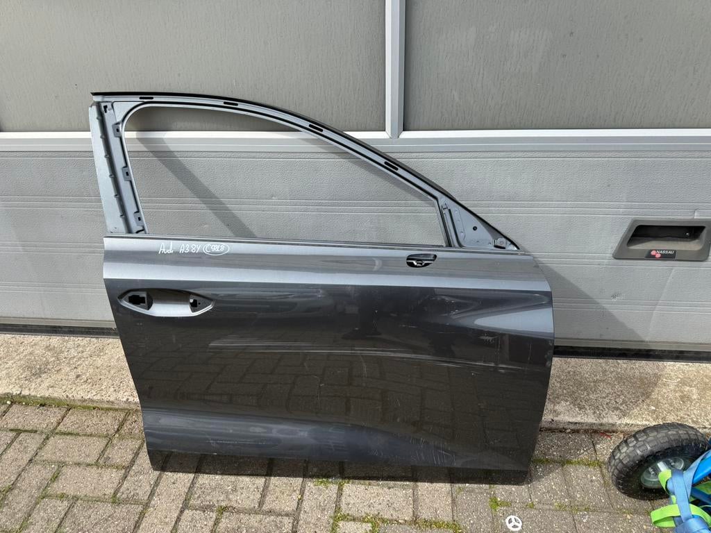 Audi A3 8Y Portier deur rechts voor, Ophalen of Verzenden