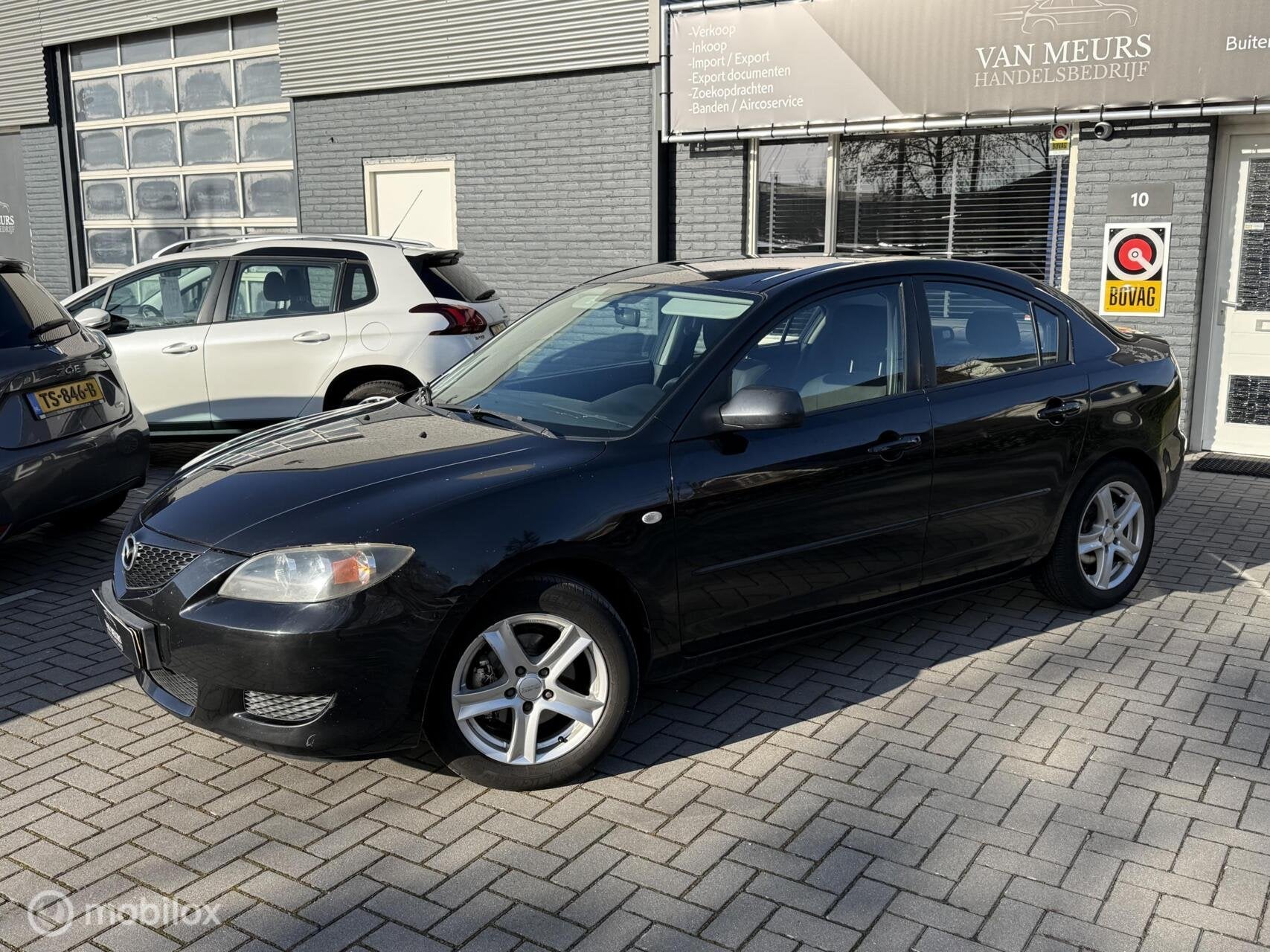 Mazda 3 1.6 S-VT Touring, Airco, trekhaak, apk 04-2027, Auto's, Mazda, Gebruikt, Zwart, 4 cilinders, Handgeschakeld