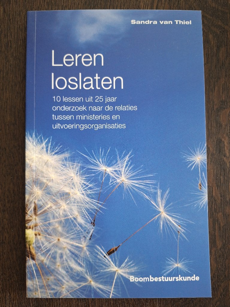 Leren loslaten, Ophalen of Verzenden, Zo goed als nieuw, Politiek en Staatkunde, Nederland