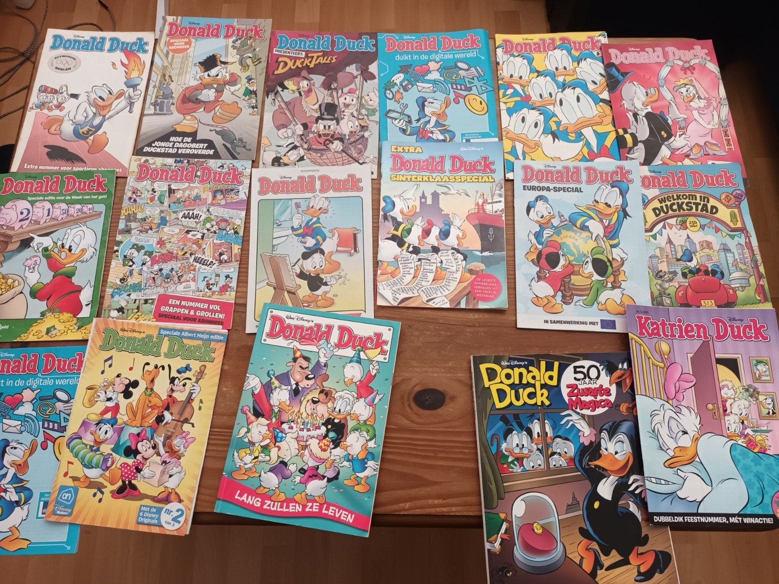 Grote collectie Donald Duck stripboeken, Diversen, Rommelmarktspullen, Ophalen of Verzenden