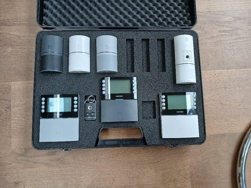 Jablotron JA-100+ set van 8 onderdelen in koffer – NIEUW, Nieuw, Ophalen of Verzenden, Overige soorten, Draadloos