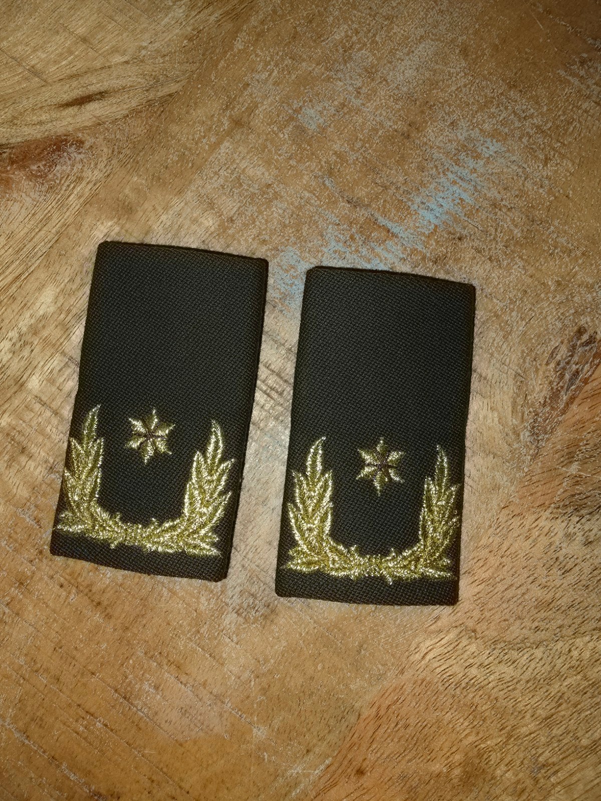 Rang emblemen Brigadegeneraal KL - Origineel paar, Ophalen of Verzenden, Landmacht, Nederland, Embleem of Badge