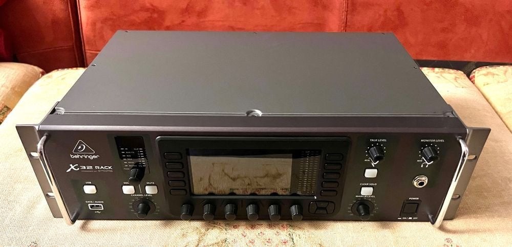 Behringer X32 Rack, Ophalen of Verzenden, Zo goed als nieuw, 20 kanalen of meer