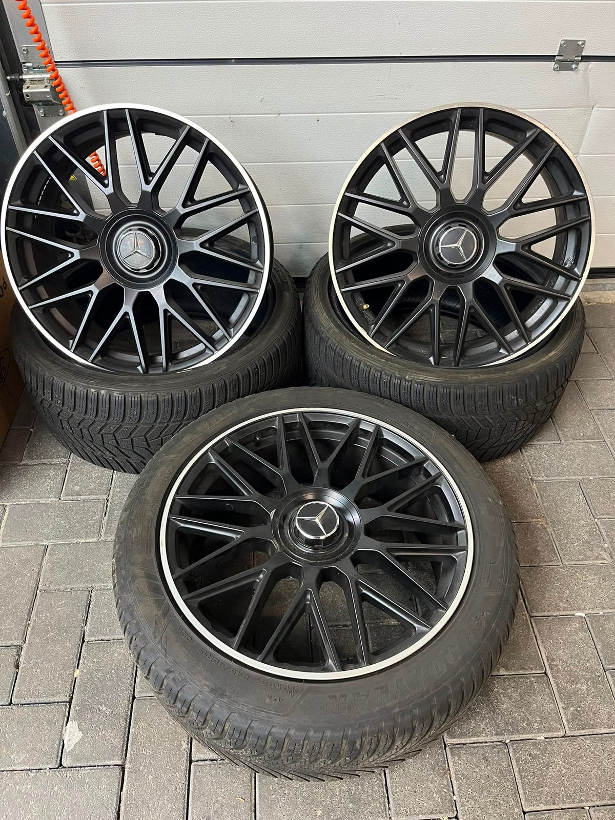 3x Mercedes AMG-look 19 inch velgen met winterbanden, Auto-onderdelen, Banden en Velgen, Ophalen of Verzenden, 19 inch, Winterbanden