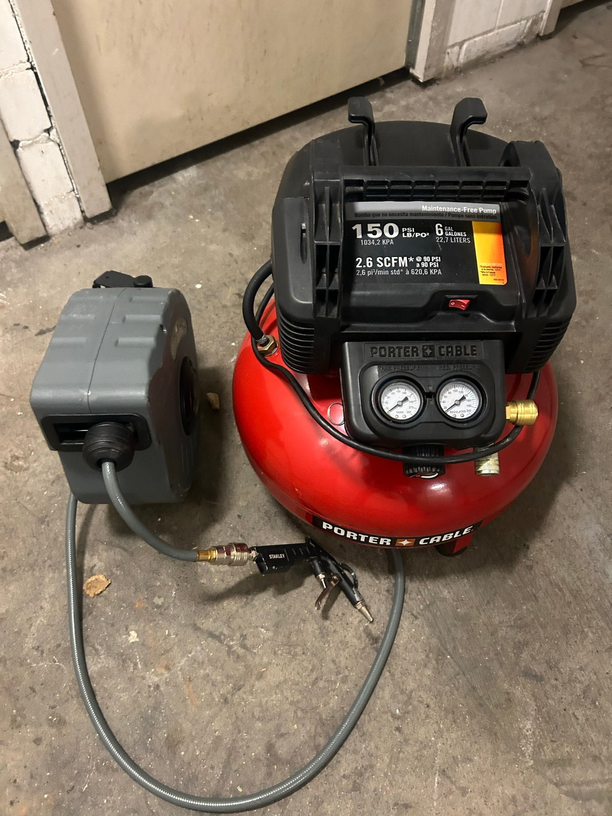 Compressor met automatische luchthaspel - Porter Cable, Ophalen, Gebruikt, 10 bar of meer, Minder dan 200 liter/min