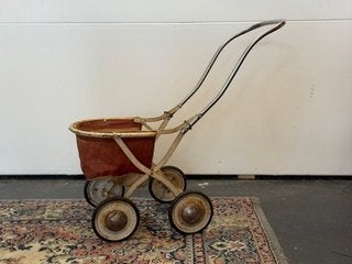 Antieke poppenwagen, Ophalen of Verzenden