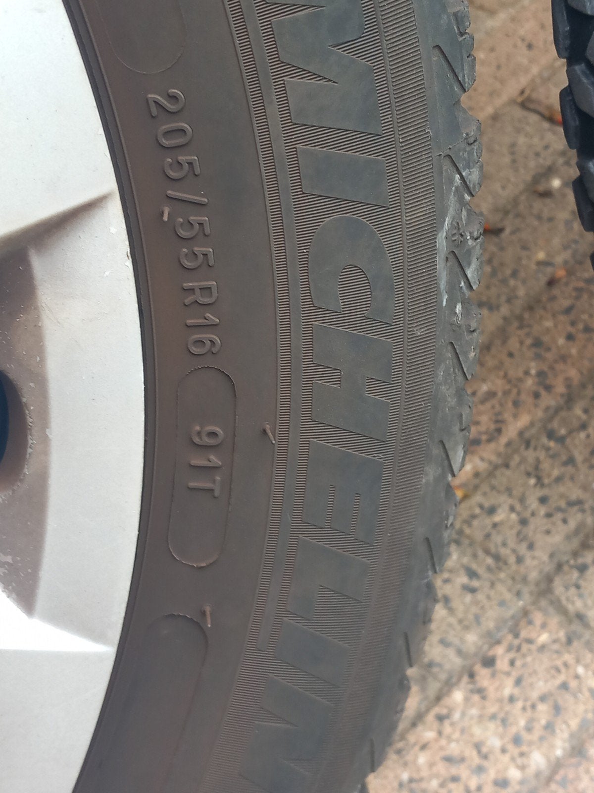 4 Winterbanden VW Golf+, Auto-onderdelen, Banden en Velgen, Ophalen, Gebruikt, 16 inch, Banden en Velgen