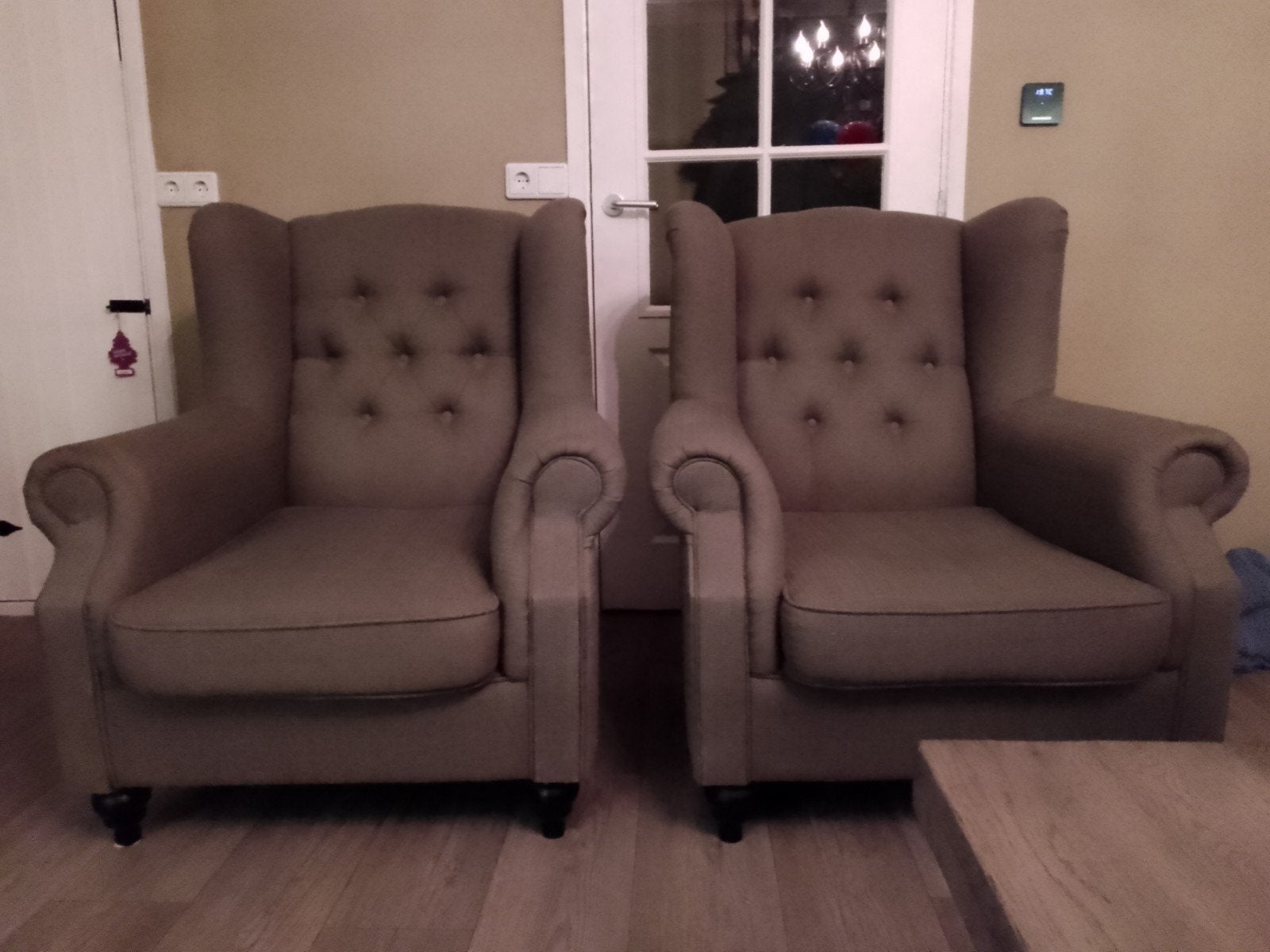 Twee comfortabele fauteuils in klassieke stijl, Huis en Inrichting, Fauteuils, Ophalen, Gebruikt, Klassiek, 75 tot 100 cm