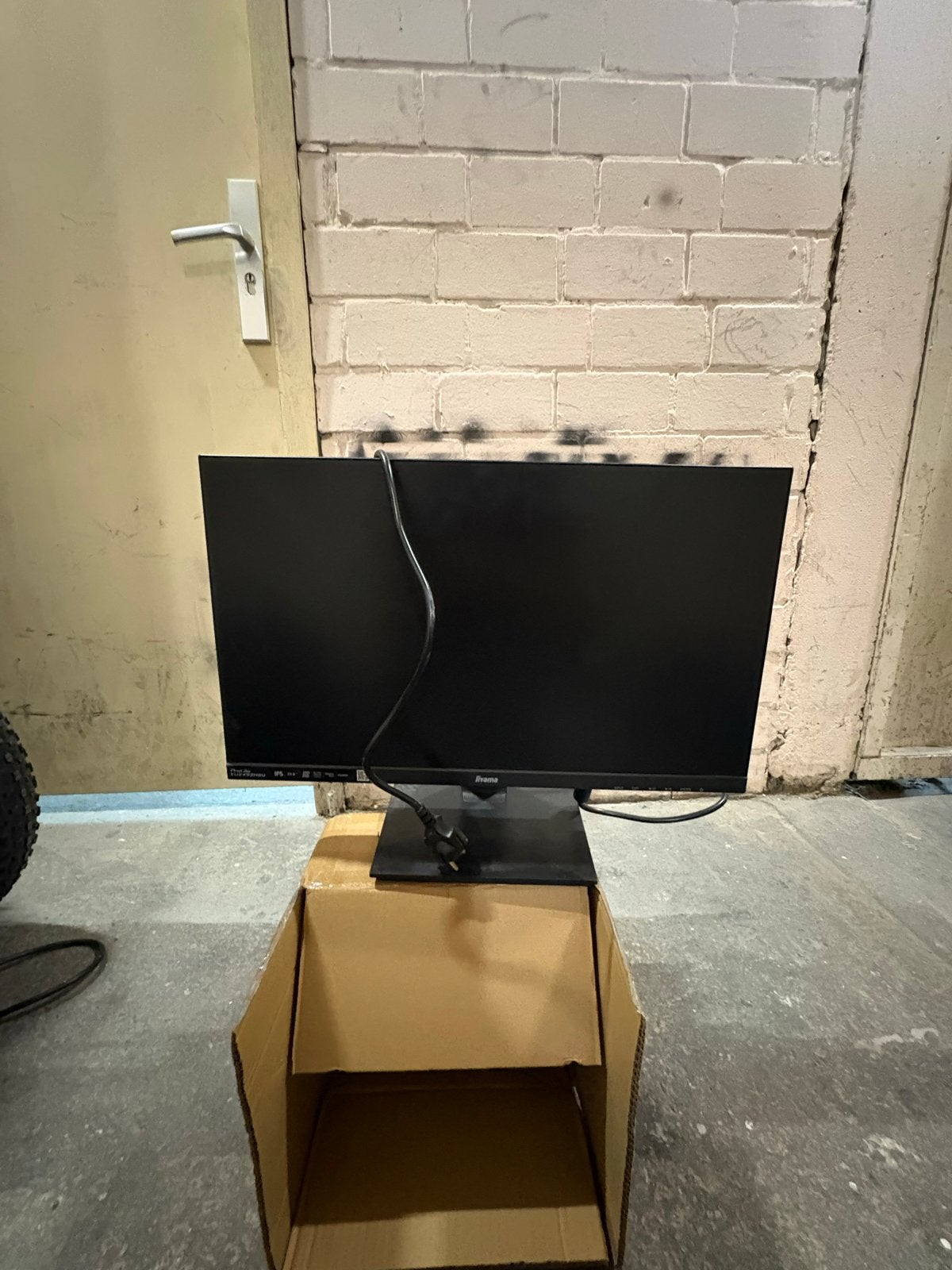 Iiyama ProLite 24 inch (23.8 inch) monitor, In hoogte verstelbaar, Full HD, Ophalen of Verzenden, Gebruikt