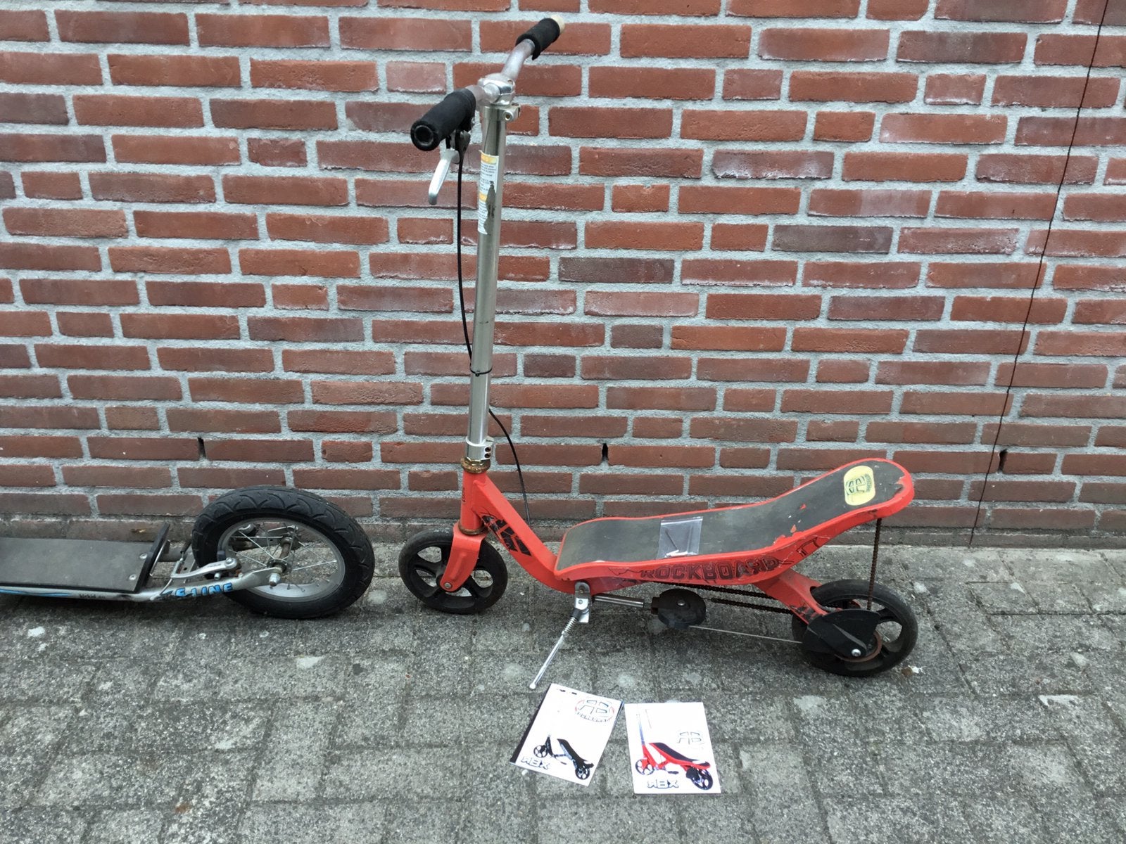 Flink gebruikte rockboard en oude step, banden zijn goed., Ophalen of Verzenden, Gebruikt, Overige typen