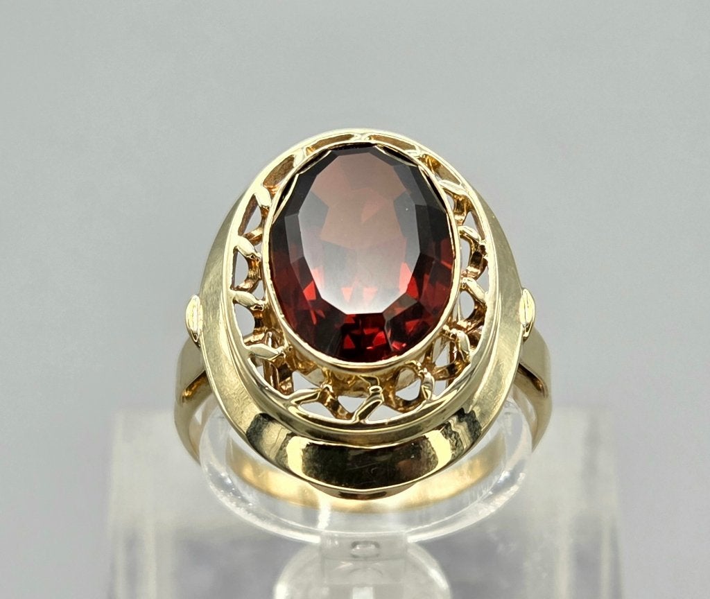 Gouden Vintage ring met edelsteen topaas. 2026/414, Overige kleuren, ., Ophalen of Verzenden, Zo goed als nieuw