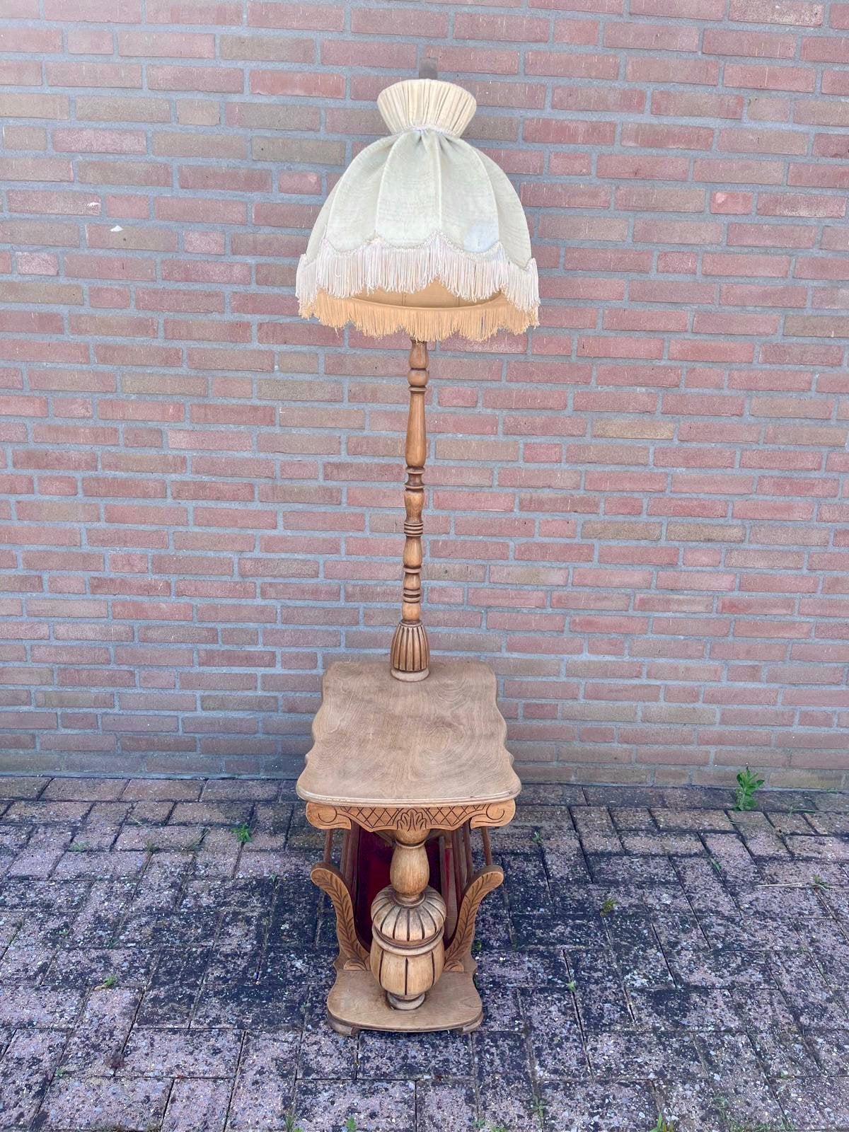 Vintage lamptafel met lectuurbak – jaren 70, Ophalen