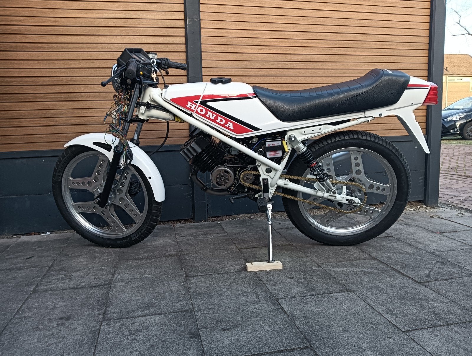 Honda MB 125 cc 1983 - Project met veel nieuwe onderdelen, 125 cc, 5 versnellingen, Ophalen, Overige merken