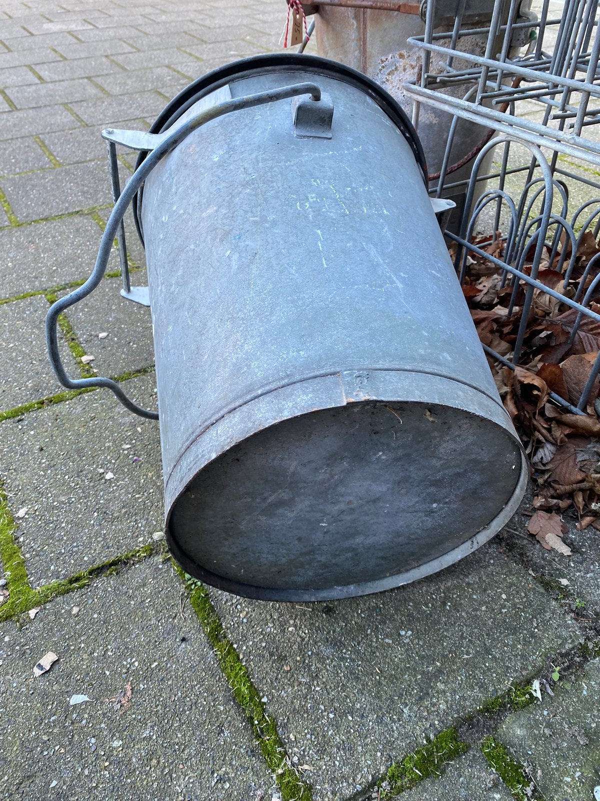 Zinken vuilnis emmer  Capelle aan den IJssel., Gebruikt, Ophalen of Verzenden, Nvt, Metaal