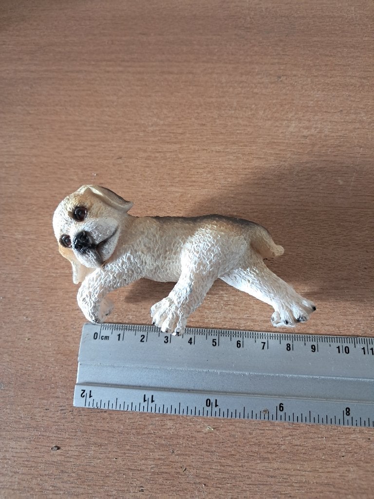 honden beelden leuk klein beeldje liggende poedel puppy, Verzamelen, Ophalen of Verzenden, Zo goed als nieuw, Dier