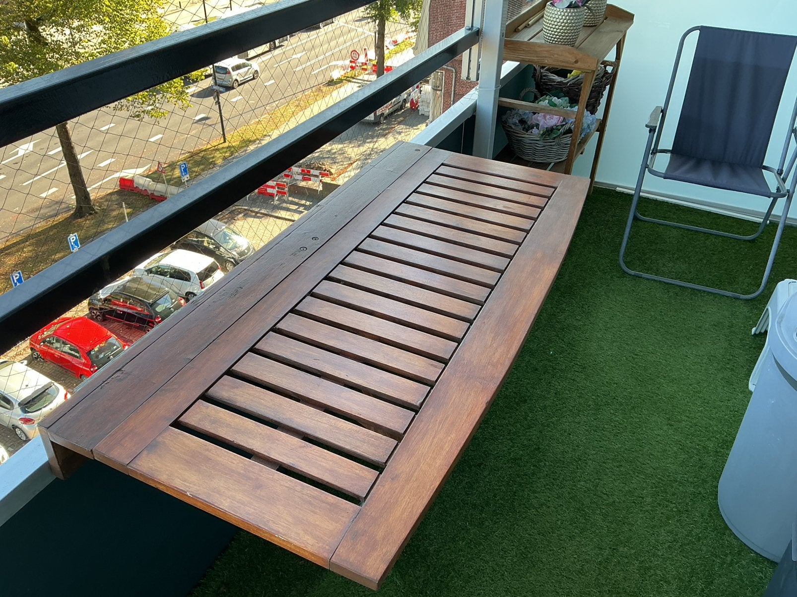Balkontafel opklapbaar hangend, Ophalen, Gebruikt, Hout
