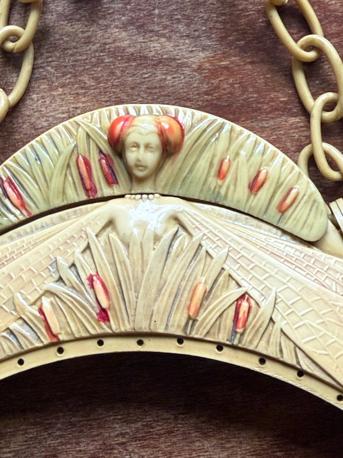 Zeldzame Art Nouveau celluloid handtas beugel met dame, Ophalen of Verzenden
