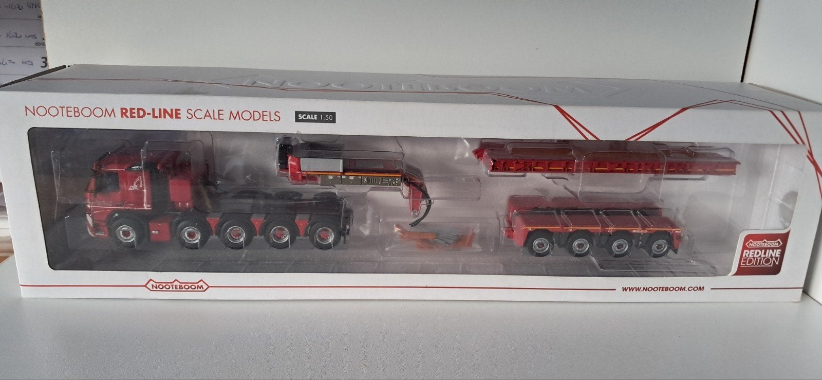 WSI Nooteboom Redline Volvo FM 10x4 low roof, Ophalen of Verzenden, Zo goed als nieuw, Bus of Vrachtwagen, Wsi