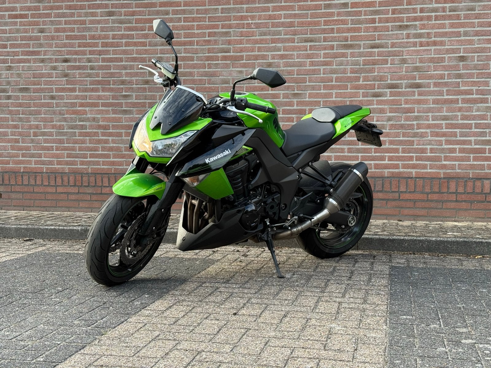 Kawasaki Z1000 | BJ:2011 | 26.556 KM | Leovince carbon, Sportuitlaat, 4 cilinders, Gebruikt, Particulier