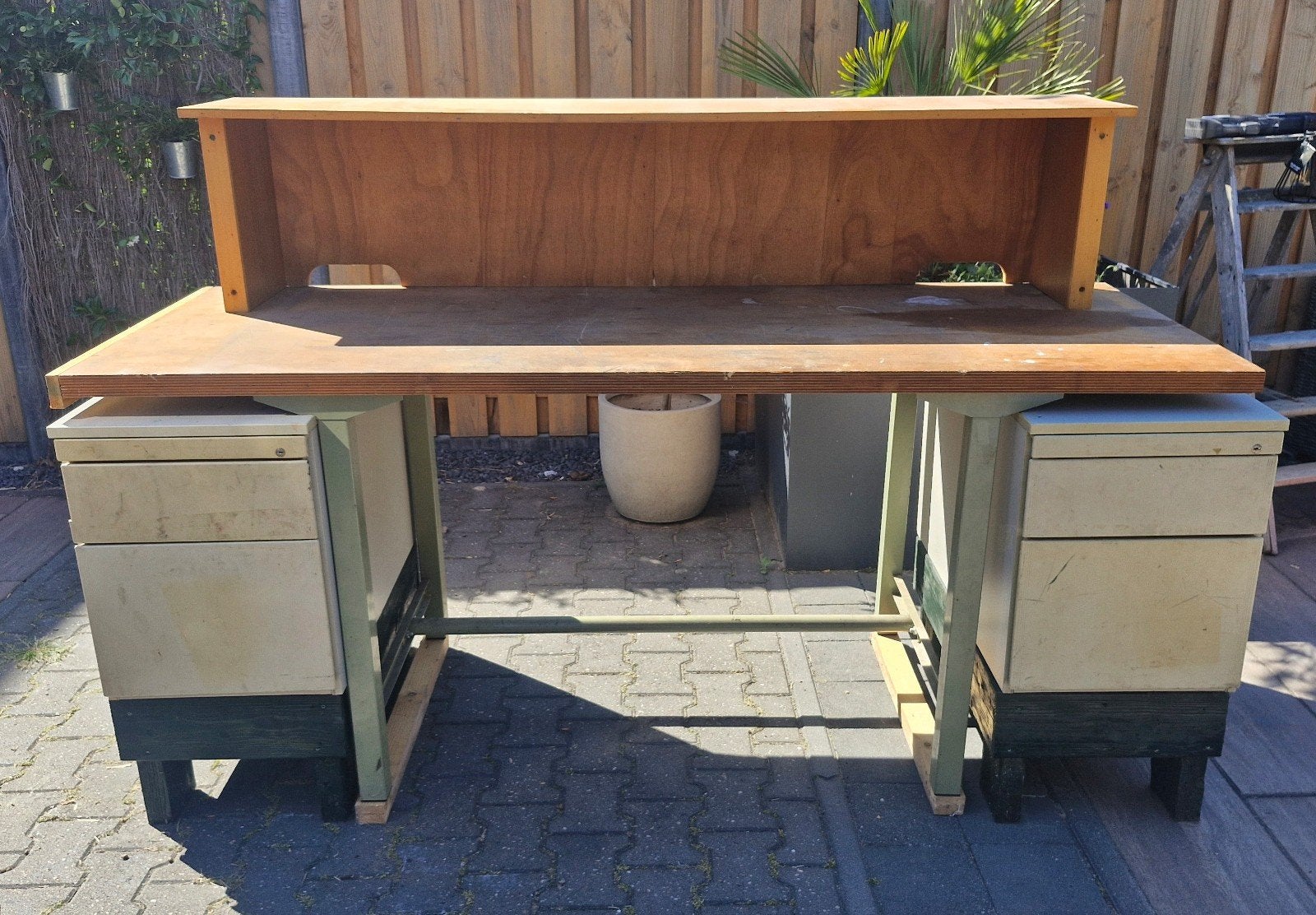 massiefhouten werkbank / werktafel + bovenbouw + ladekasten, Ophalen, Gebruikt, 70 tot 120 cm